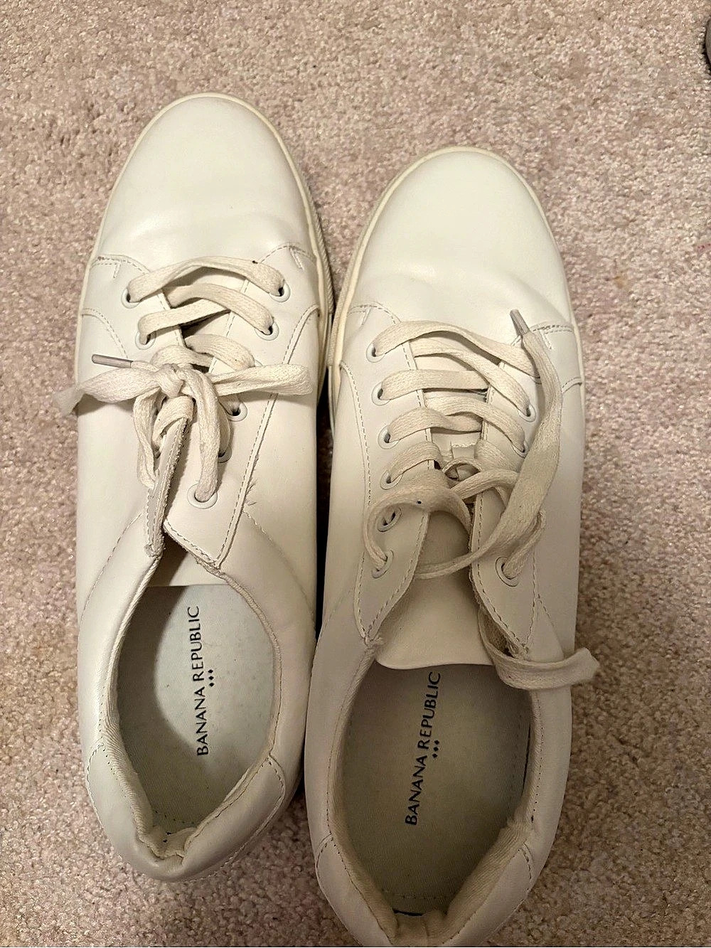 Banana Republic Vegan Leather Sneaker men’s White US 12